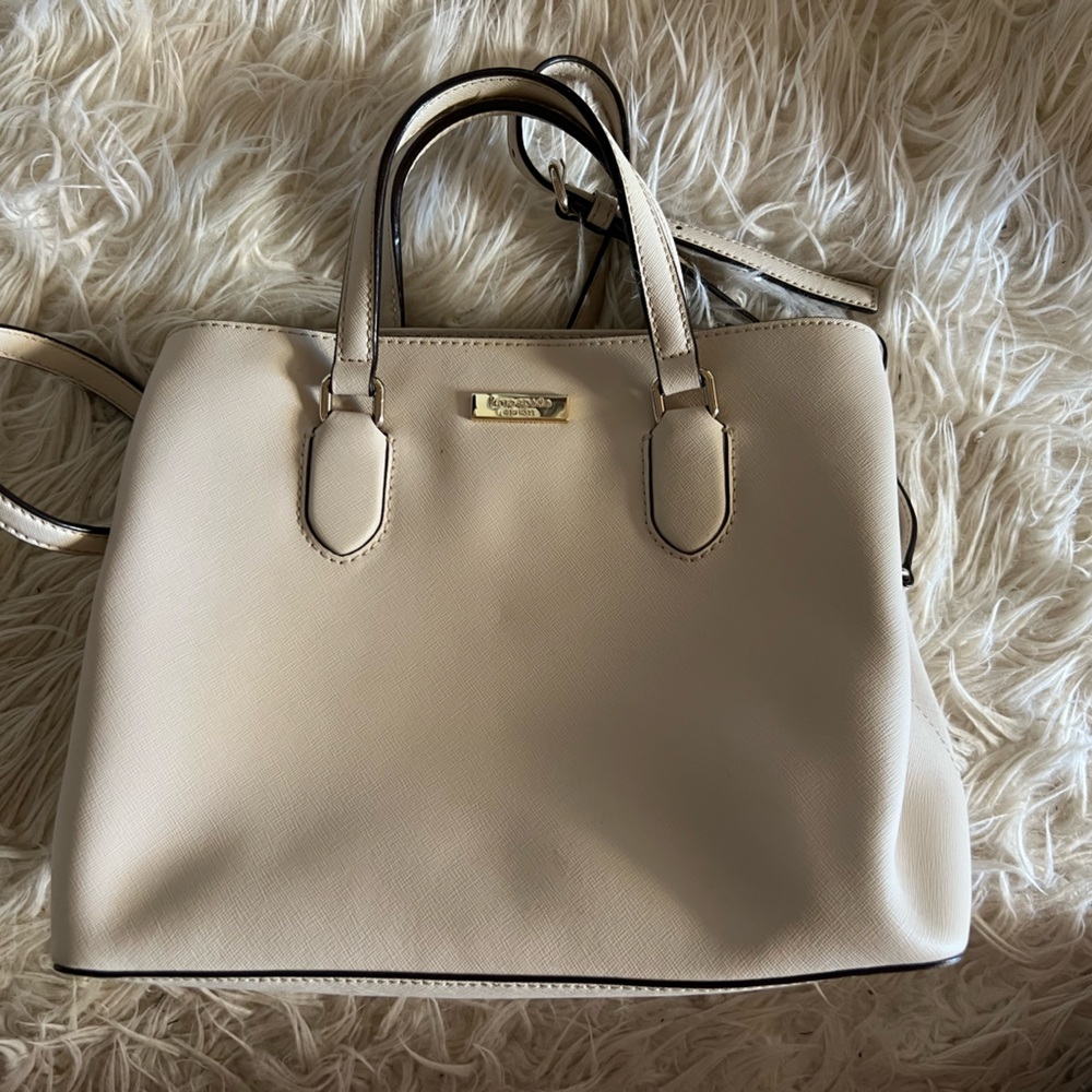 Kate Spade small handbag/shoulder bag crème exterior with light pink interior